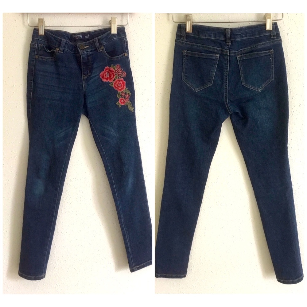 GIRLS BLUE JEANS